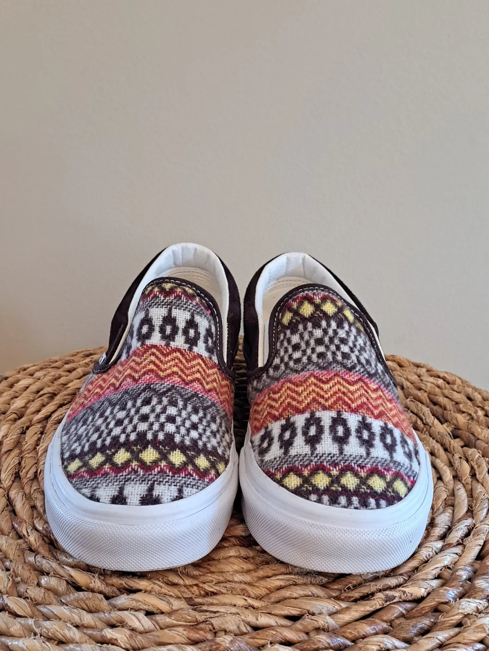 Vans Unisex Fair Isle Brown Suede/Multi Woven Print Slip On Loafers M8/W9.5